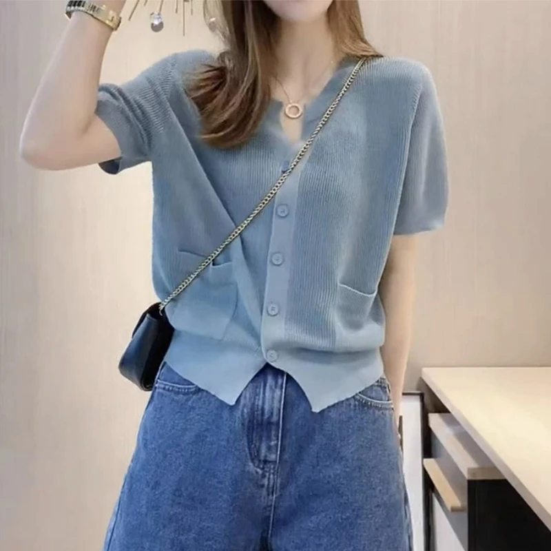 夏季圆v领短袖百搭宽松针织衫2025年套头新款纽扣设计显瘦上衣