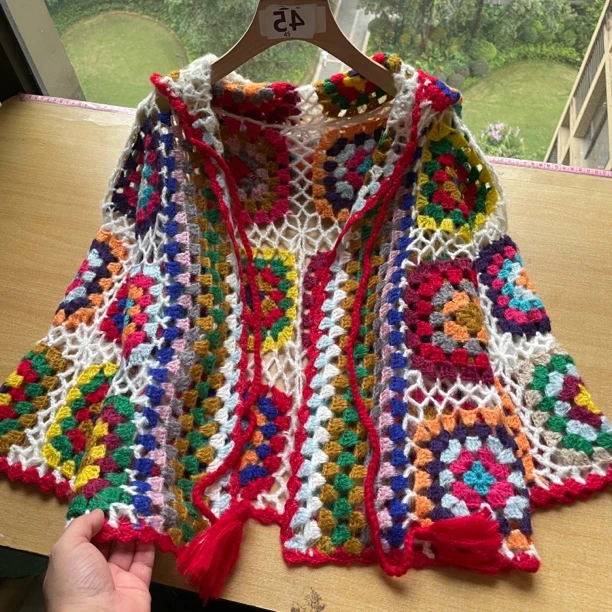 17号-秋冬女装小众全手工祖母格连帽毛衫复古撞色民族风花朵外套