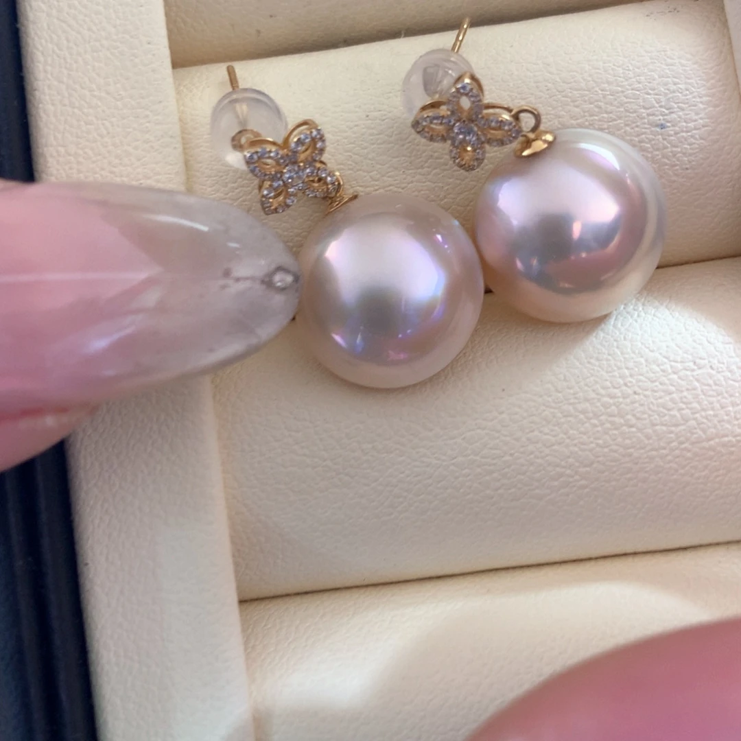 耳饰拼合珍珠（马贝珠）18K金镶嵌