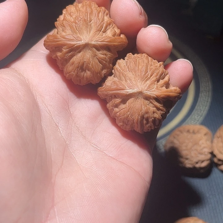 闻***。文玩核桃吊坠37➕尺寸山地磨盘