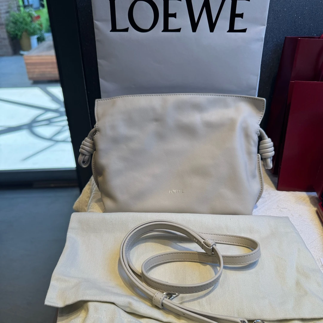 99新 LOEWE/罗意威 mini牛皮flamenco手袋 附尘袋原皮肩带