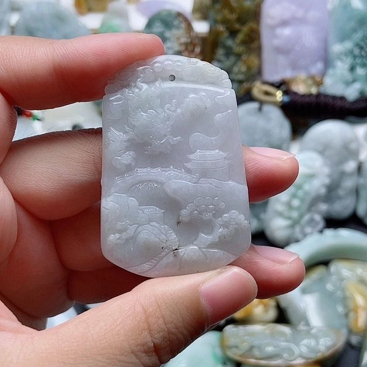 翡翠未镶嵌颈饰翡翠