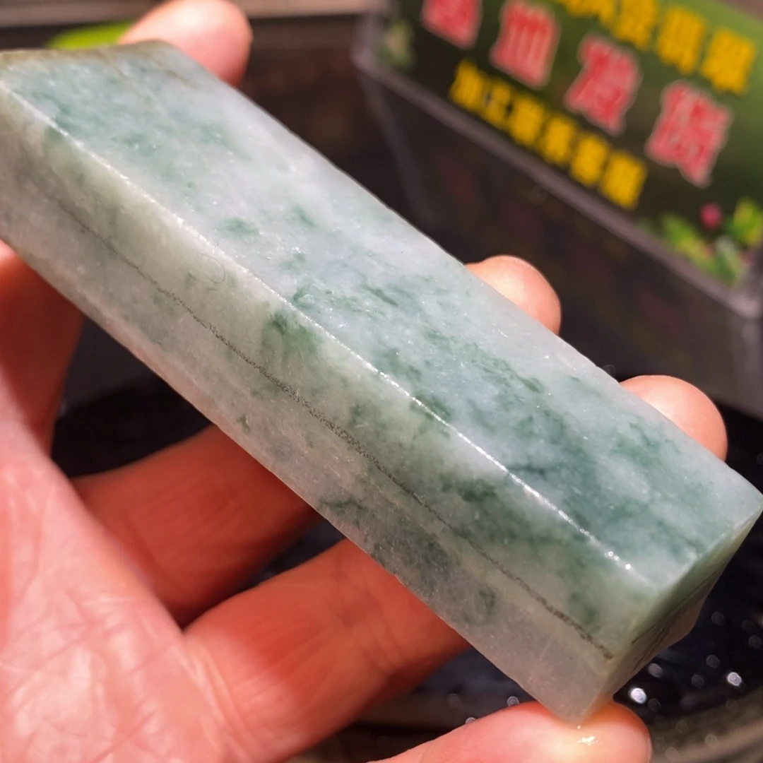 定制翡翠未镶嵌定制翡翠
