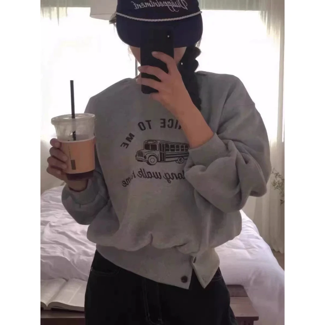 【首尔巴士】韩代e*韩系百搭字母印花开叉系扣卫衣~