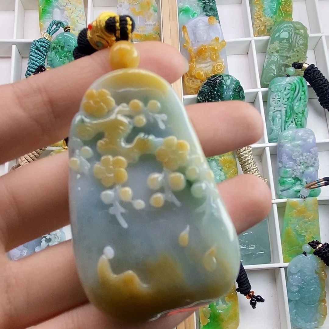 颈饰未镶嵌翡翠翡翠