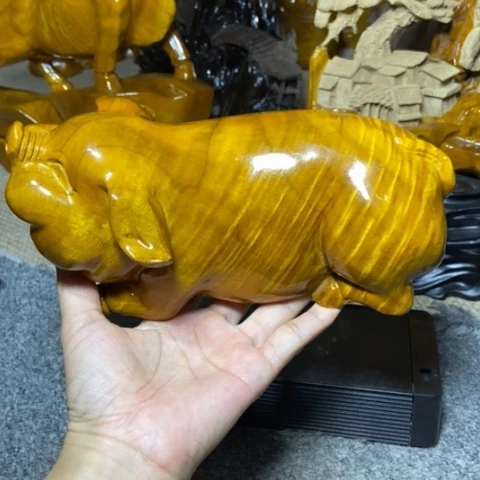 金丝楠金猪摆件工艺品