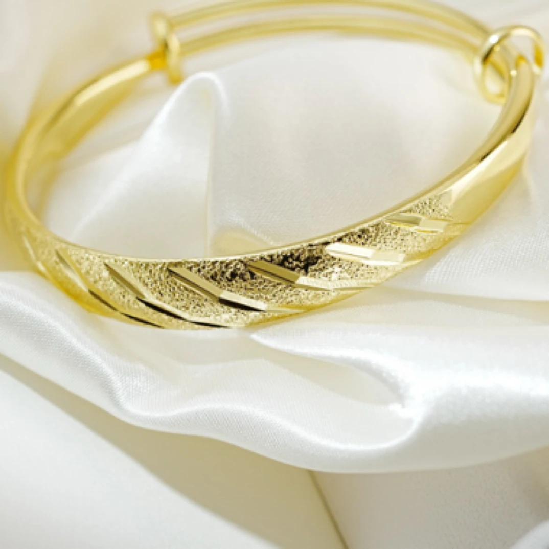 合金手镯 奢雅之选 | 北欧金斜纹浮雕可调节手镯