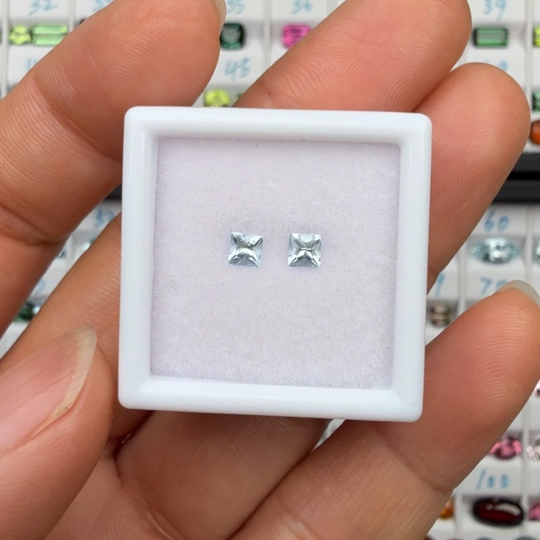 海蓝宝石裸石天然方3*3mm一对