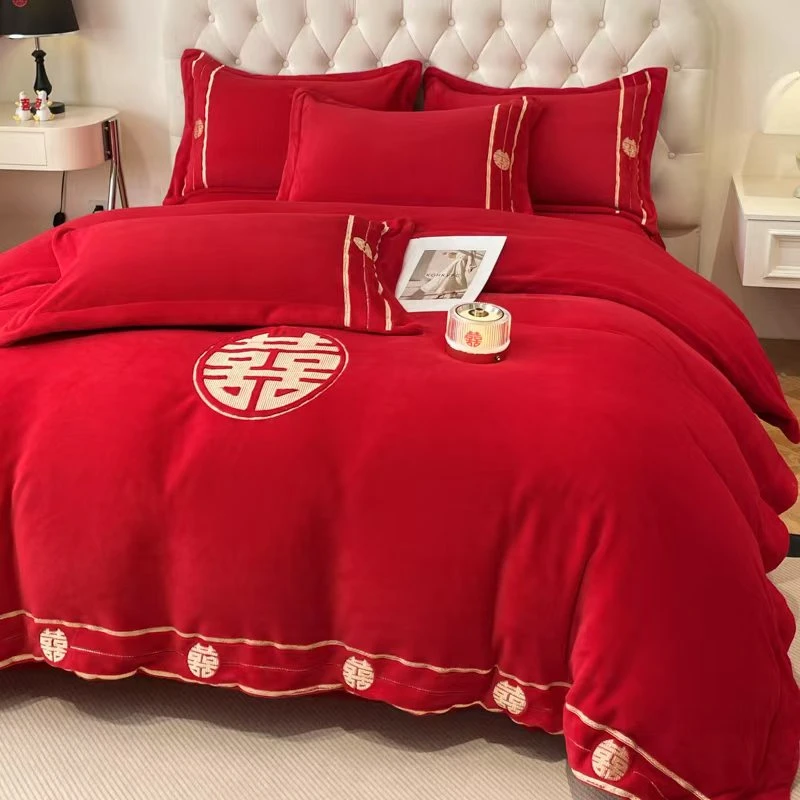 牛奶绒九斤加厚款婚庆大红绣花四件套简约大方