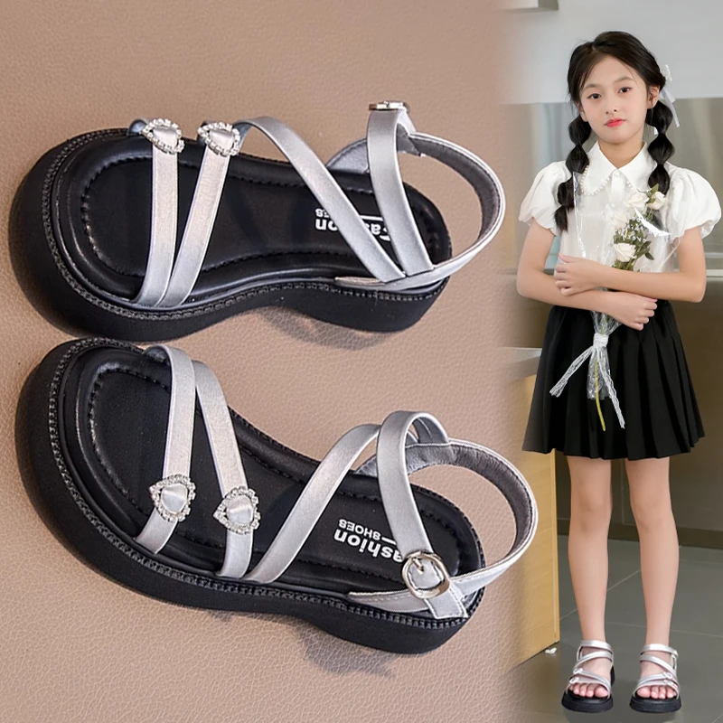 2025新款女童凉鞋夏季夏款儿童鞋子中大童银色公主鞋洋气女孩爆款