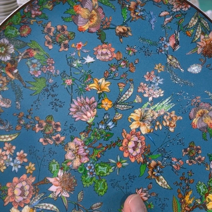 瓷片仙踪十寸盘一个瑕疵