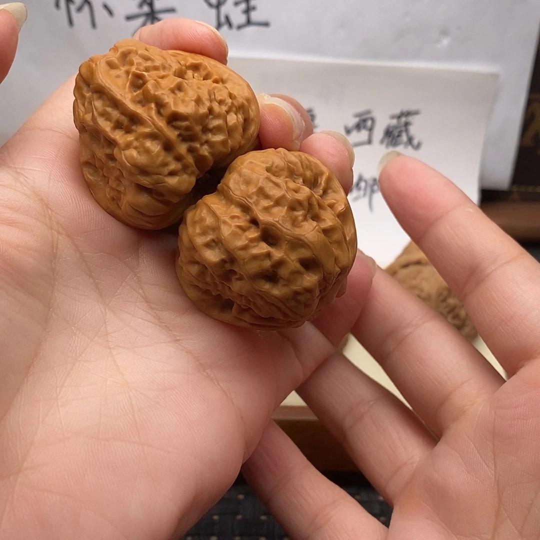 文玩核桃手串37左右