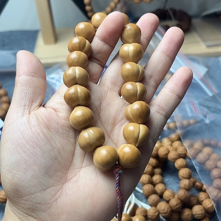 月***衣手串猴头核桃福利