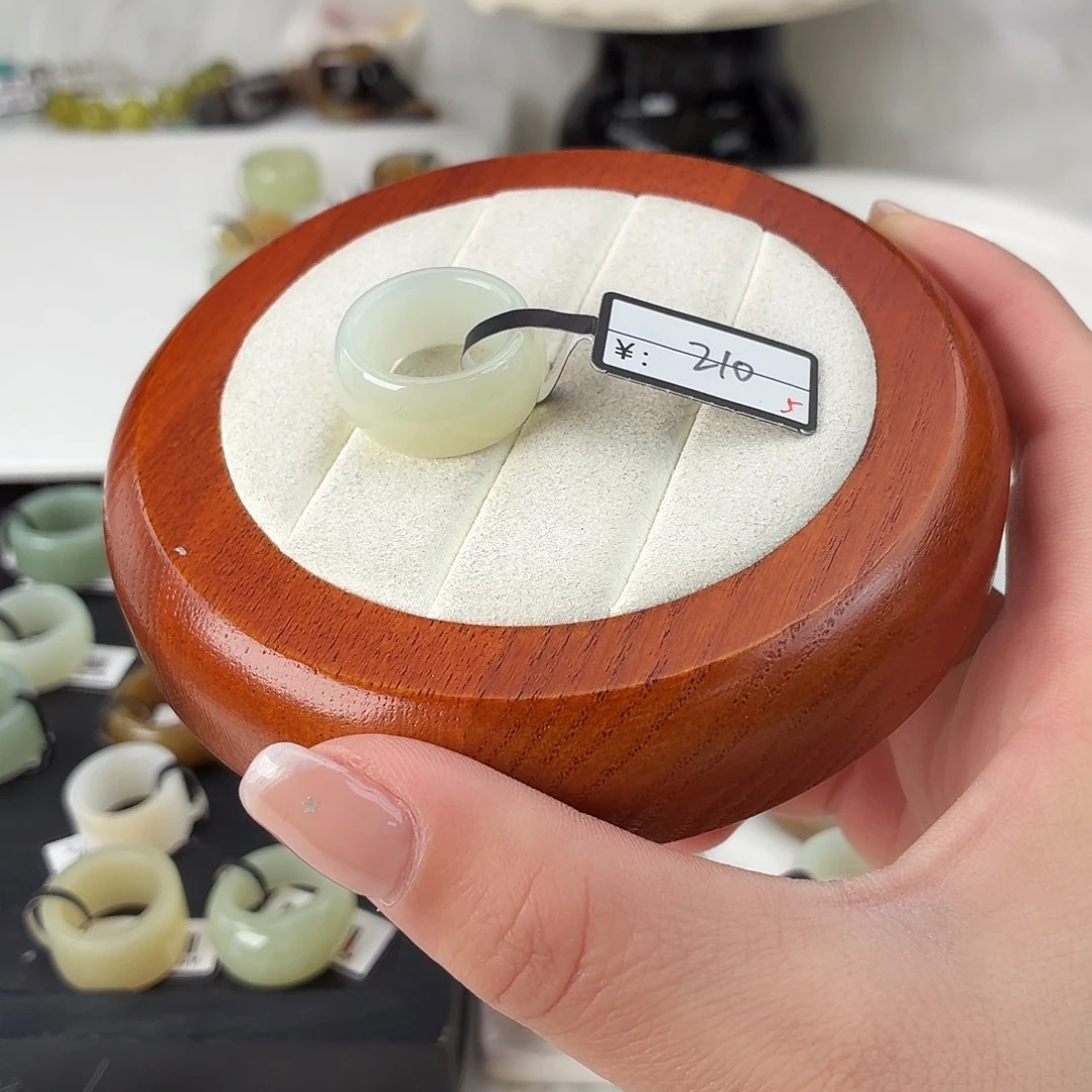 和田玉未镶嵌戒指Q17糖白墩墩内径16.5港码13