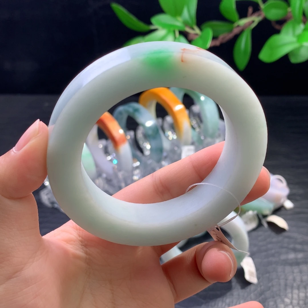 未镶嵌手镯定制翡翠
