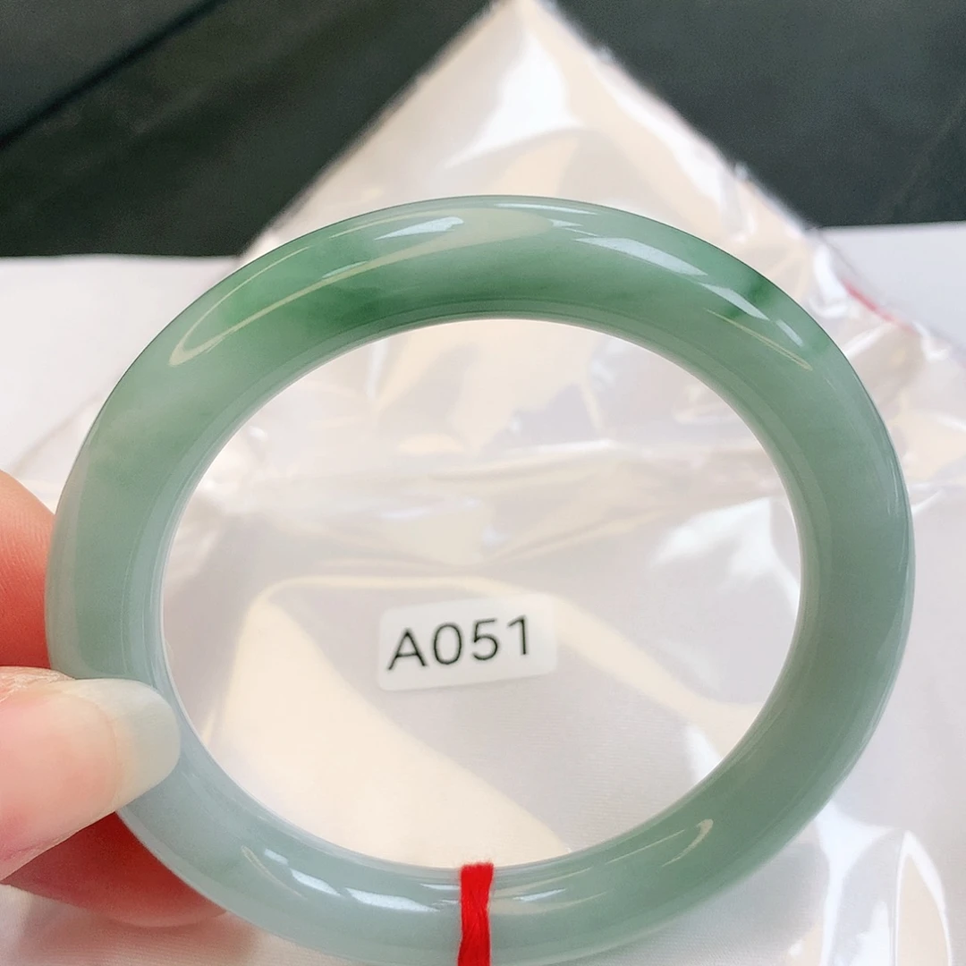 【闪购商品】翡翠手镯未镶嵌缅甸天然a货翡翠