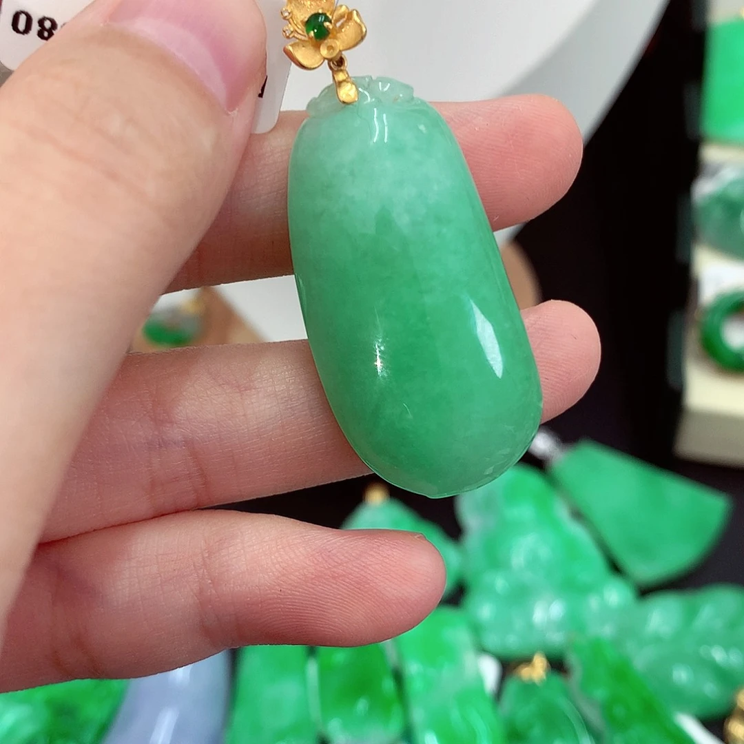 翡翠18K金镶嵌吊坠(不含链)