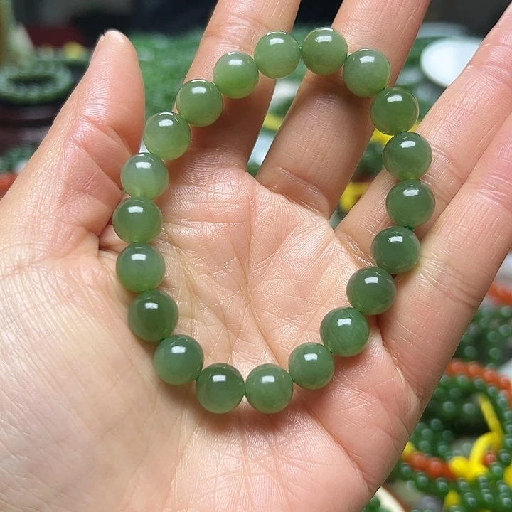 和田玉（碧玉）未镶嵌手链