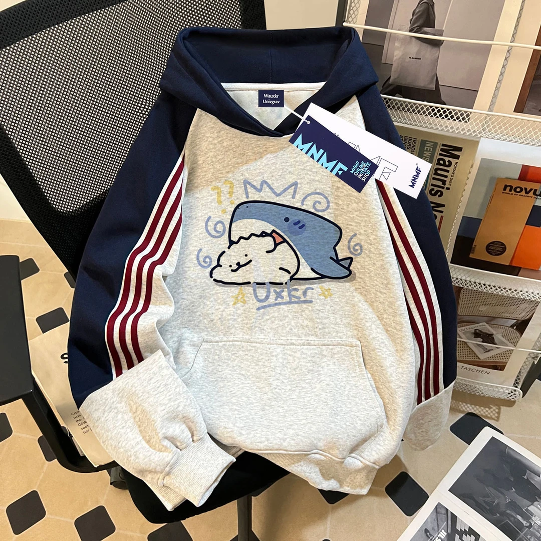 女童插肩三条杠连帽卫衣卡通小猫咪鲨鱼印花秋冬季中学生百搭上衣