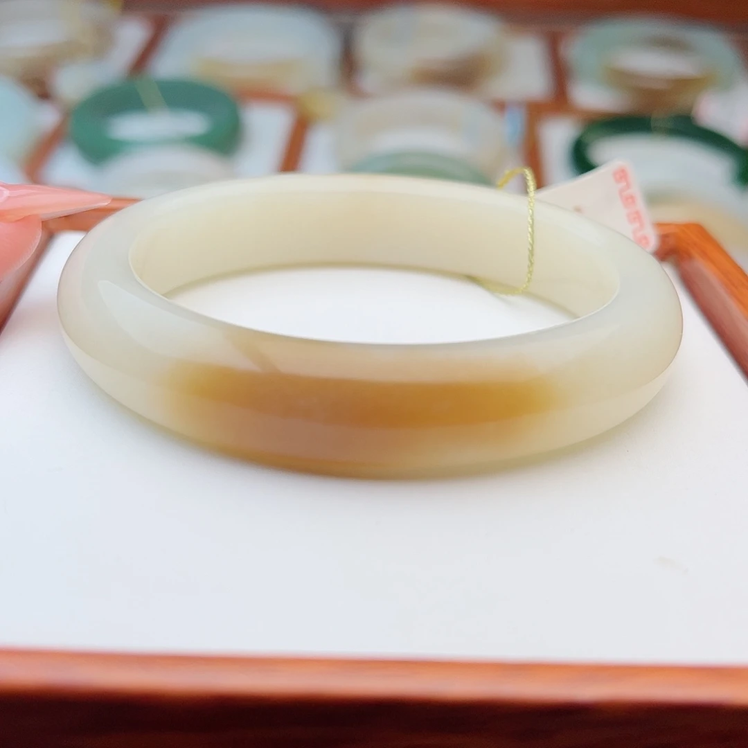 和田玉未镶嵌手镯50.9