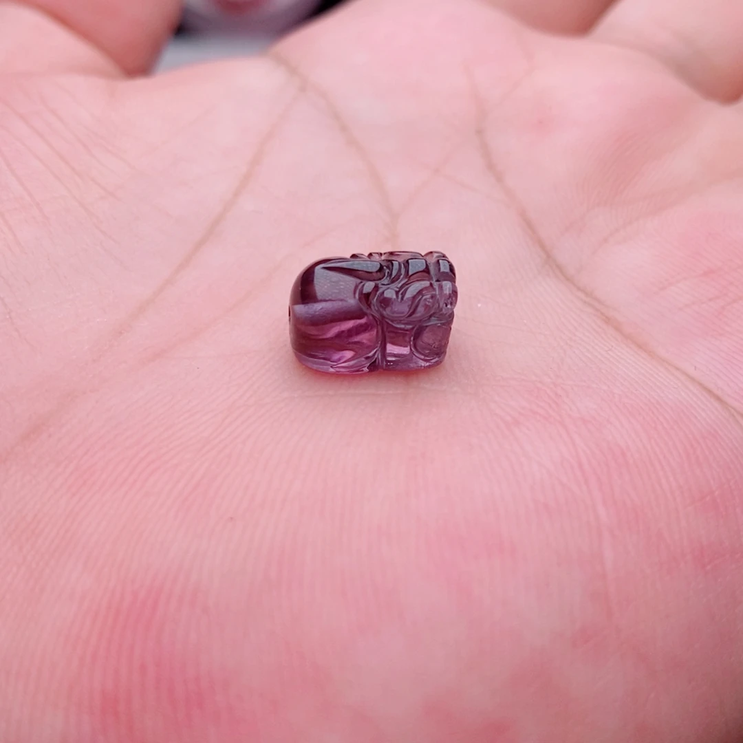 未镶嵌貔貅碧玺碧玺