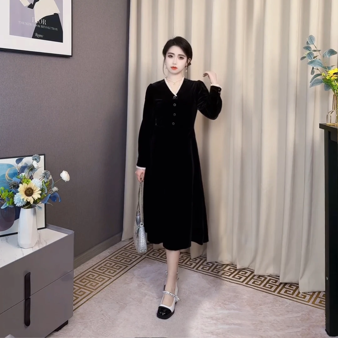 法式赫本风黑色连衣裙子女早春气质富家小千金香风内搭长裙显瘦