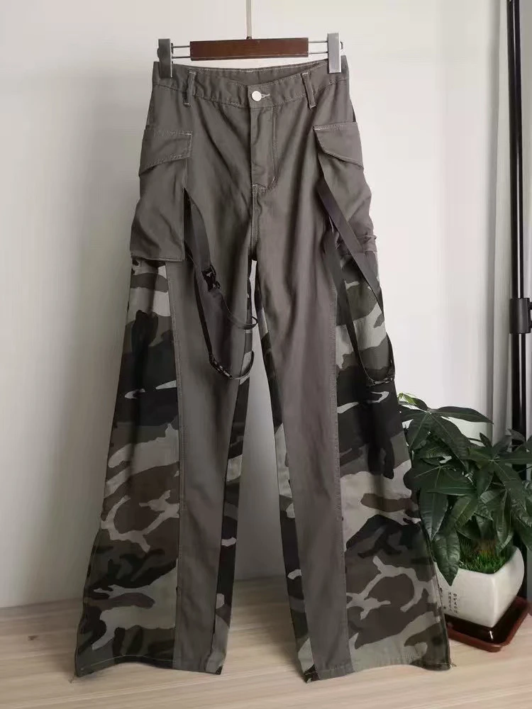 迷彩两个卡扣绑带牛仔工装裤