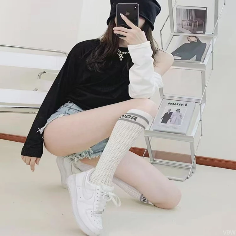 女士夏季运动长筒袜黑白夏季薄款中筒袜纯色镂空长筒袜子字母小众