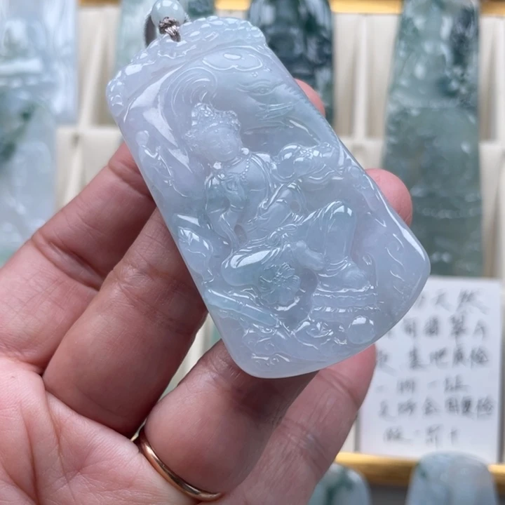 翡翠未镶嵌挂件玉