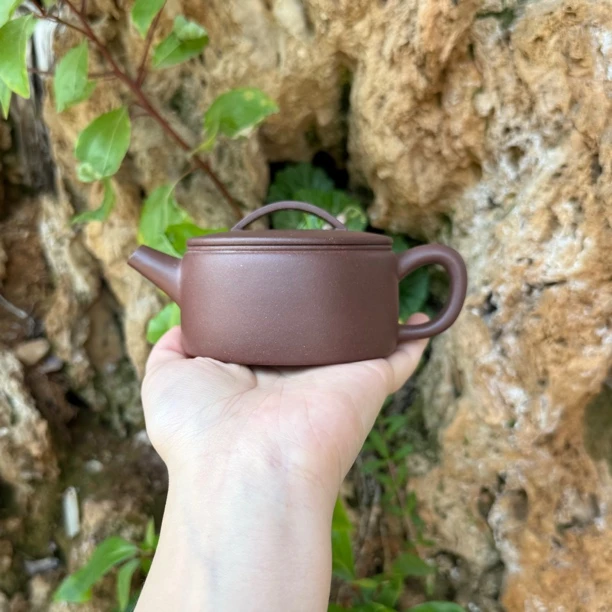 全手工微瑕底槽清汉瓦壶160cc（瑕疵请先询问瑕点）
