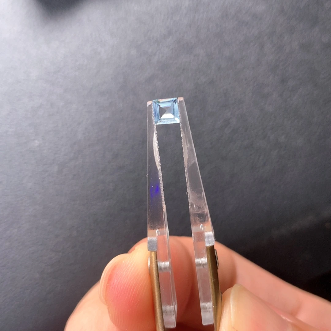 海蓝宝石裸石未镶嵌25 分圣玛利亚海蓝宝