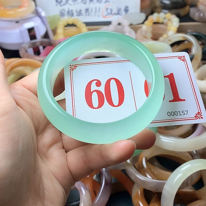 石英质玉（黄龙玉）未镶嵌手镯