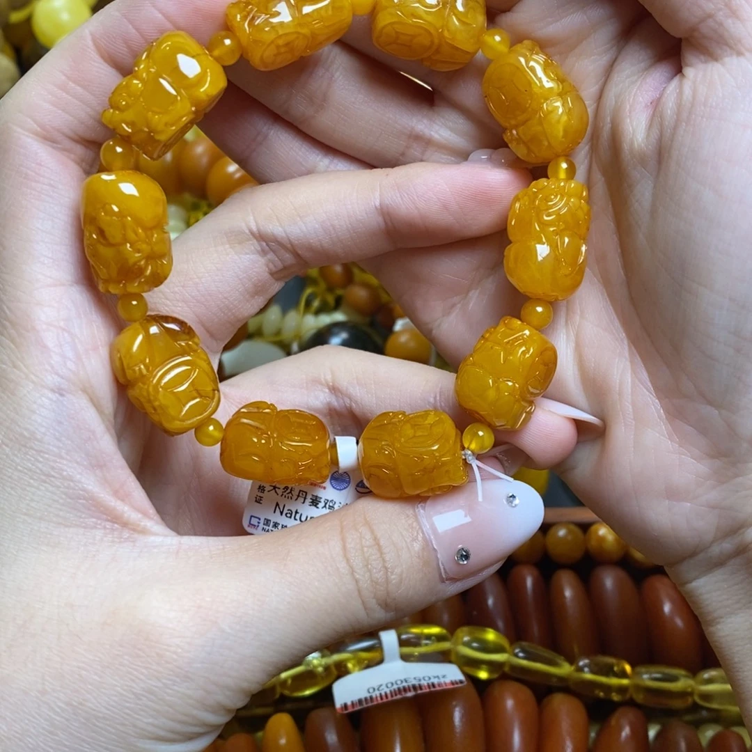 琥珀未镶嵌珠宝奇石蜜蜡