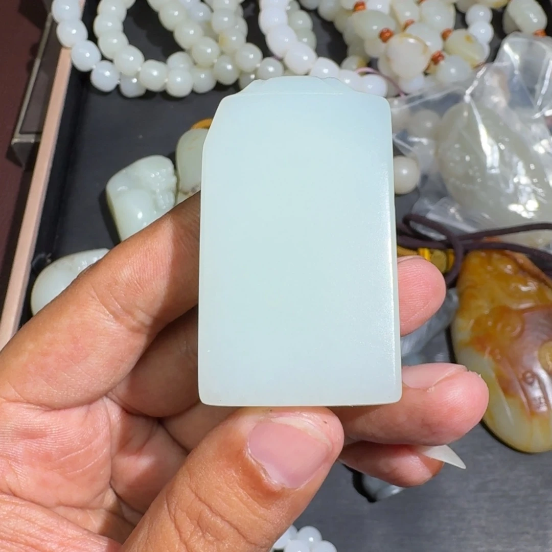 和田玉未镶嵌吊坠(不含链)