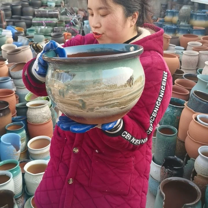 红陶口25高18一个