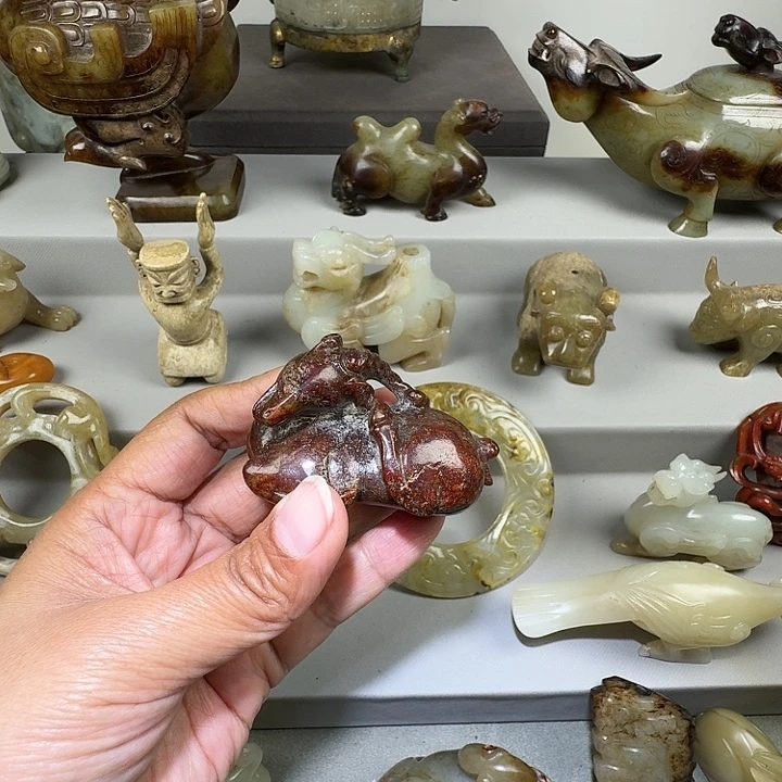 用***号和田玉（糖玉）未镶嵌挂件