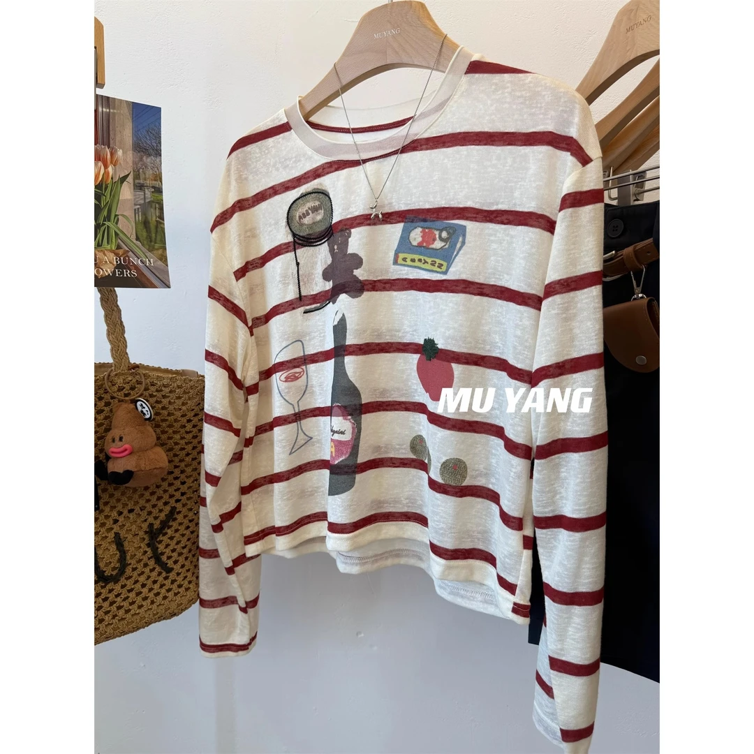 洋气衣服女大码女装200斤夏季新款酒瓶小熊红条纹防晒t恤上衣短款