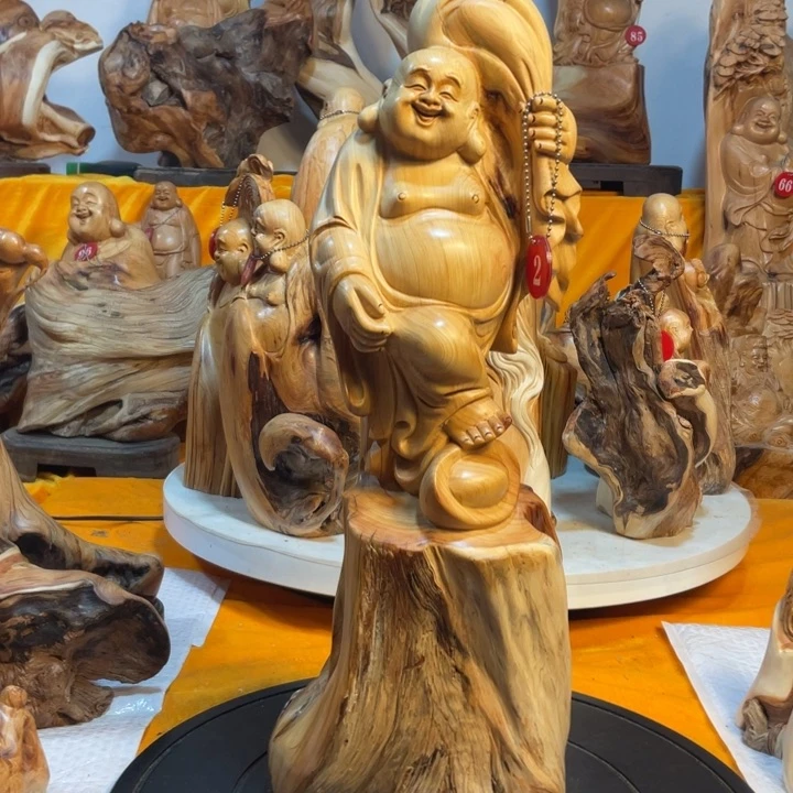 柏木（崖柏）已*置崖柏  弥勒