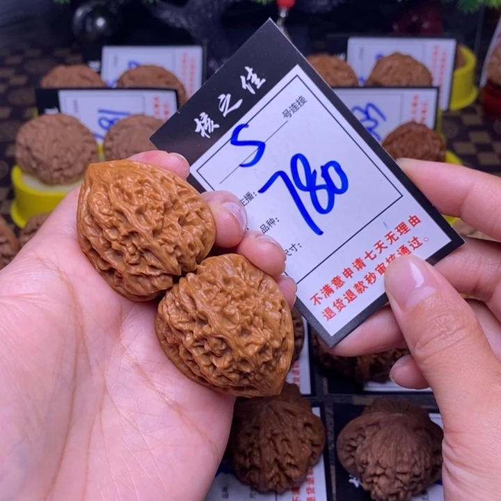 吊坠文玩核桃37鸡心780