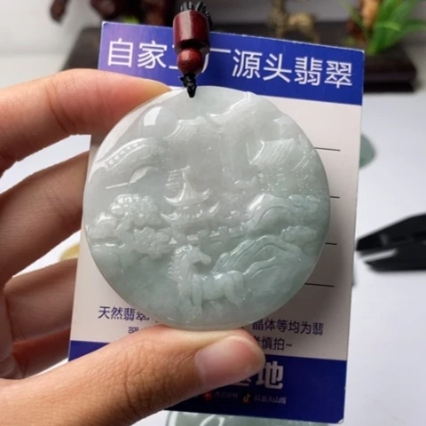 翡翠未镶嵌颈饰翡翠