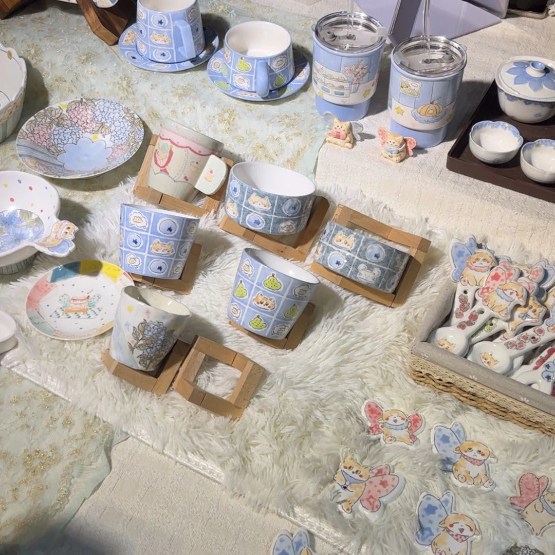 瓷片8814一起逛集市啦