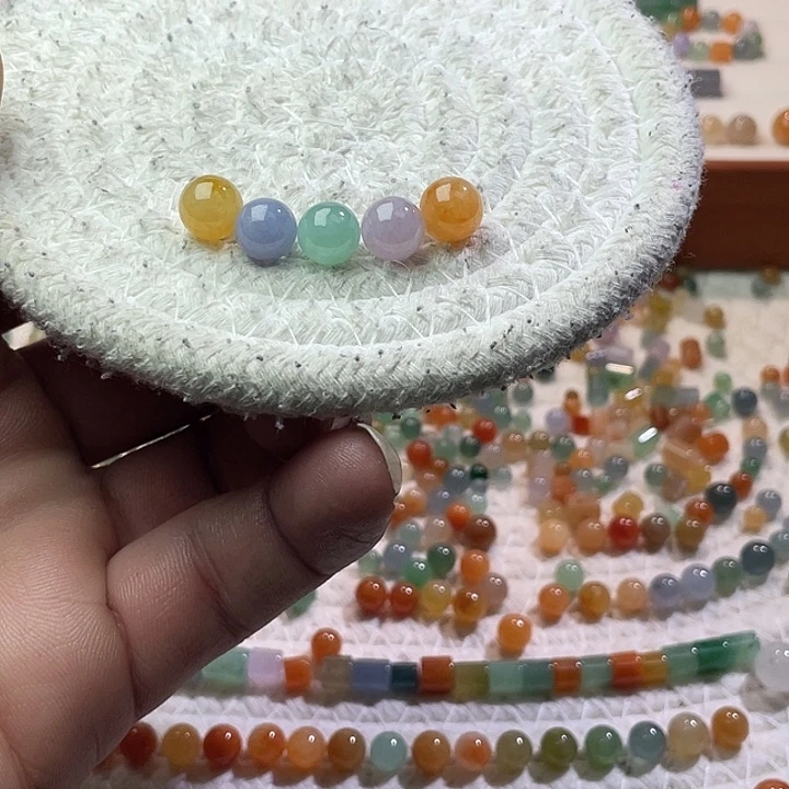 翡翠散珠未镶嵌定制翡翠卡8+