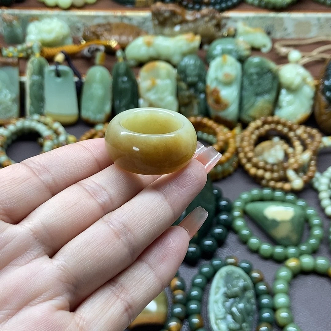 岫岩老玉（透闪石质玉）未镶嵌套链