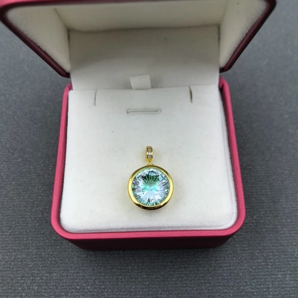 【经典永恒  光芒四射】吊坠 GDJ10267