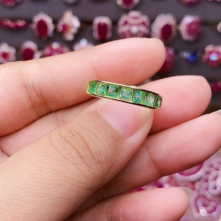 银S925镶嵌戒指祖母绿