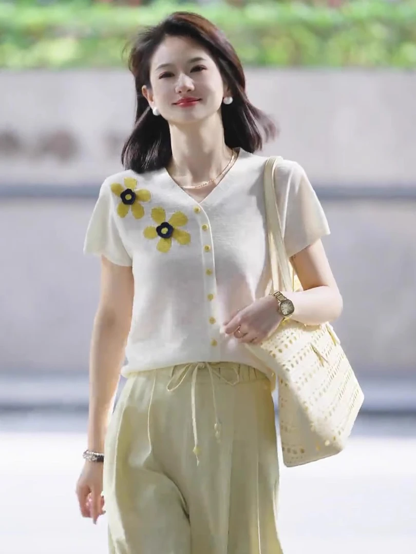 冰丝V领正肩短袖针织开衫女2025新款夏季时尚提花独特绝美上衣女