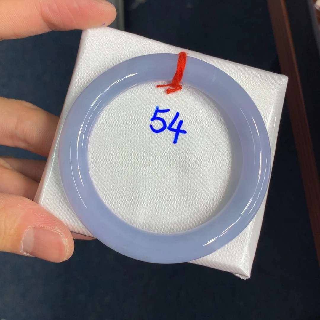 翡翠手镯（圆镯）未镶嵌翡翠