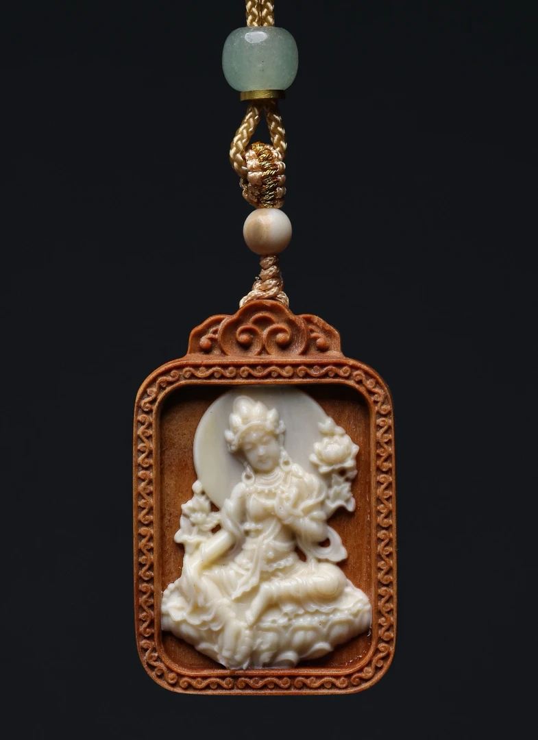 『渡母』渡母慈悲为怀倾听众生的声音帮助困境中的人智慧如明灯照亮