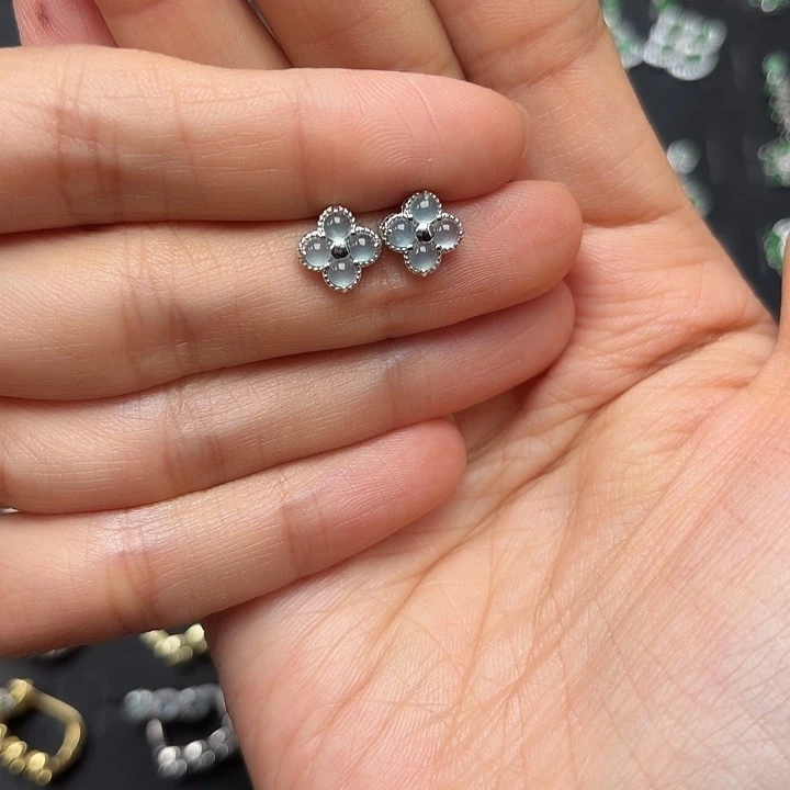 木***辰翡翠银S925镶嵌耳饰