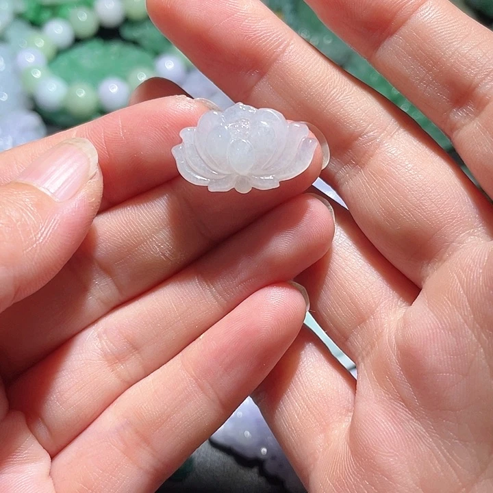 颈饰未镶嵌翡翠天